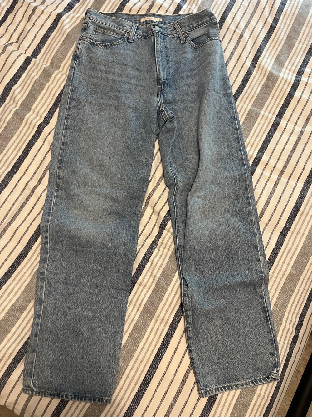 Levi's Women's Straight-Leg Jeans in Light Blue Wash
